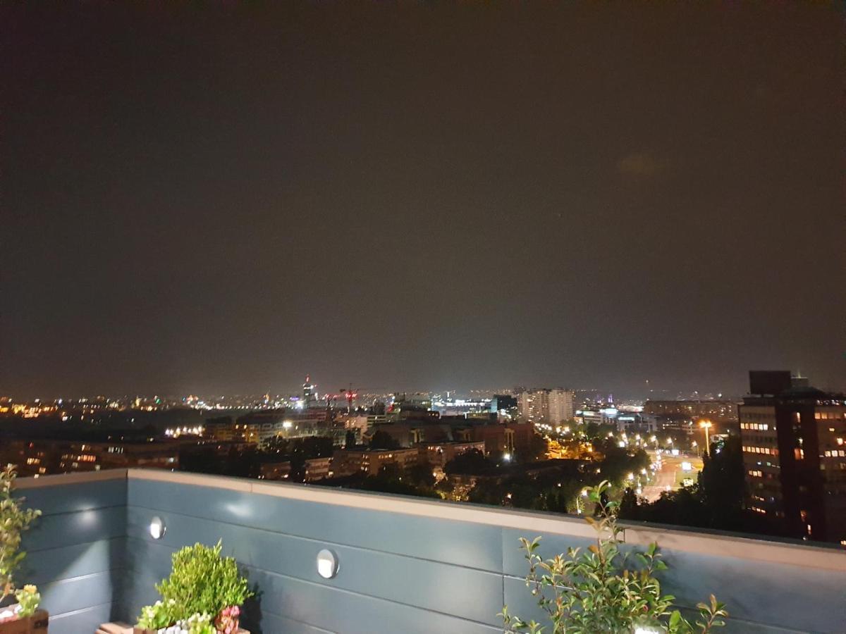 Penthouse Lux *